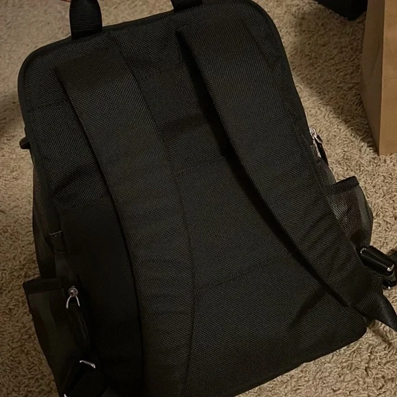 NWOT Tumi Backpack - Picture 5 of 12